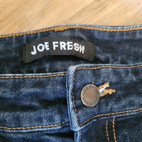 Joe Fresh Womens Size 10 High Rise Crop Jeans - Picture 4 of 8